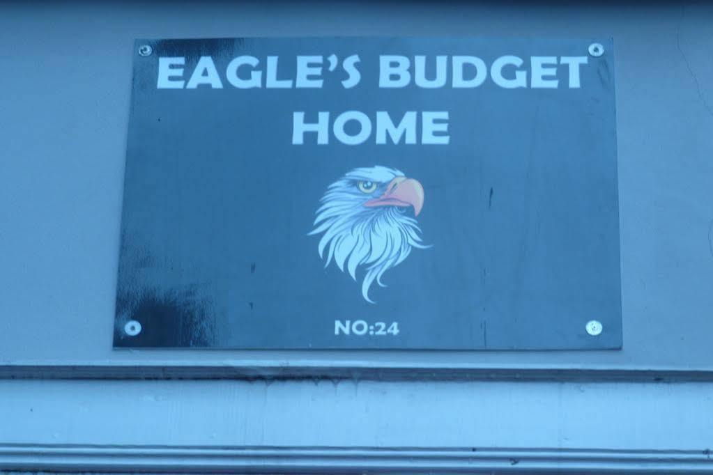 Eagles Budget Home イスタンブール エクステリア 写真